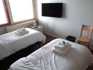 Отель Hotelli-Ravintola Liminganlahti Liminka Двухместный номер с 2 отдельными кроватями-1